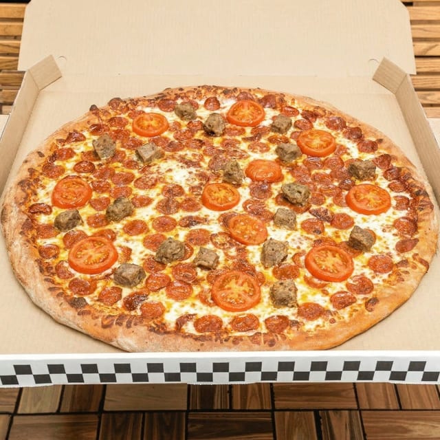 Tomato Beef Pizza.